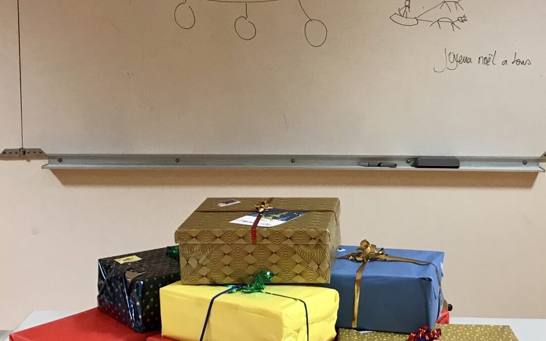 Boîtes de Noël Solidaires au lycée Clemenceau