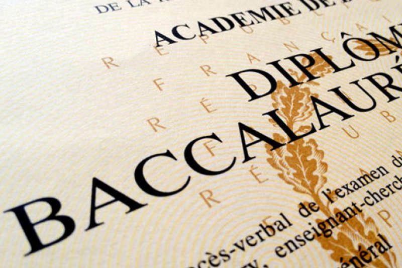 Remise des diplômes du Baccalauréat Vendredi 13 Décembre à 18H00